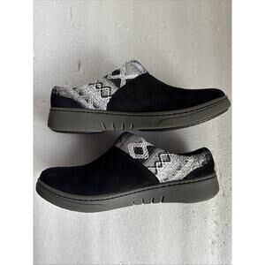 Danskos Clog Comfort Work Shoe Black Velvet with Woven Print Size 39 US 8.5